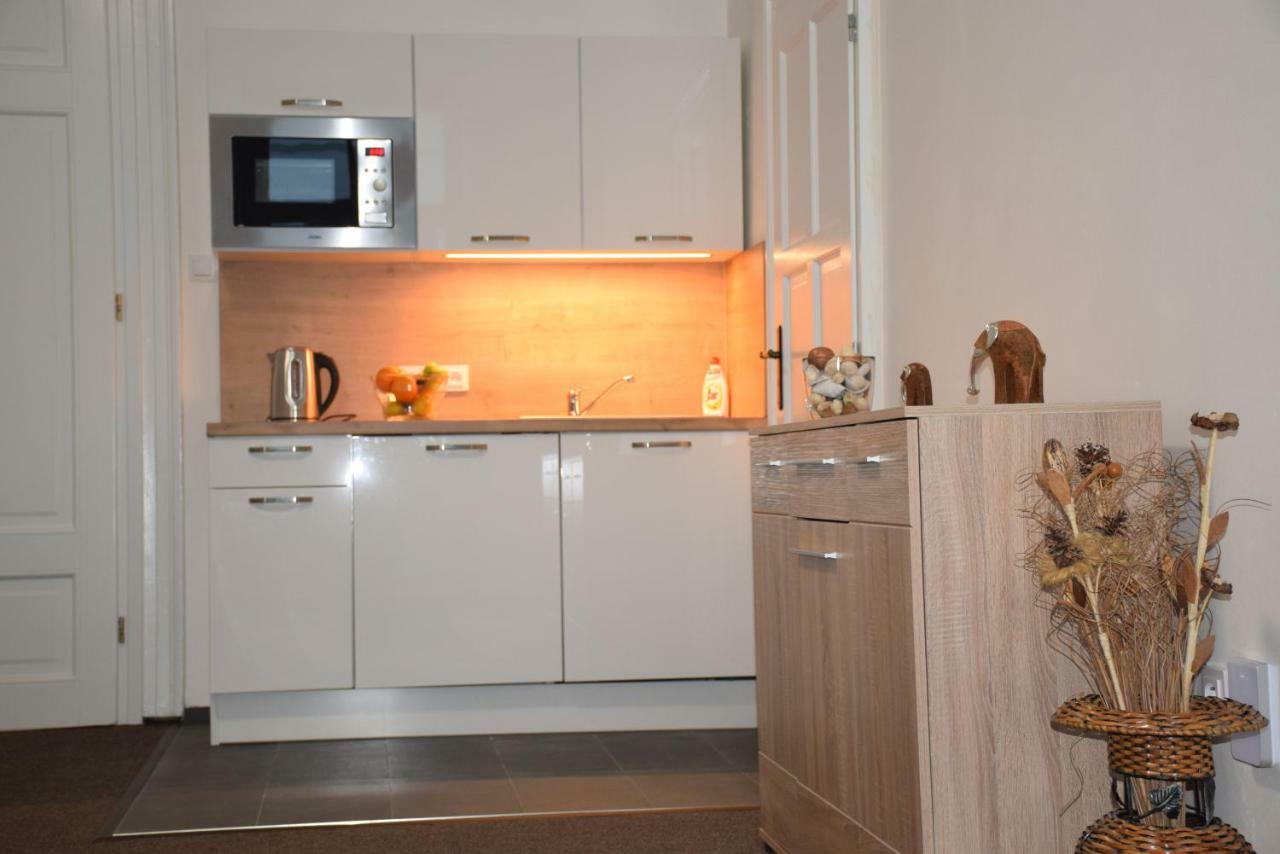 Palackeho Apartment Praha Bagian luar foto